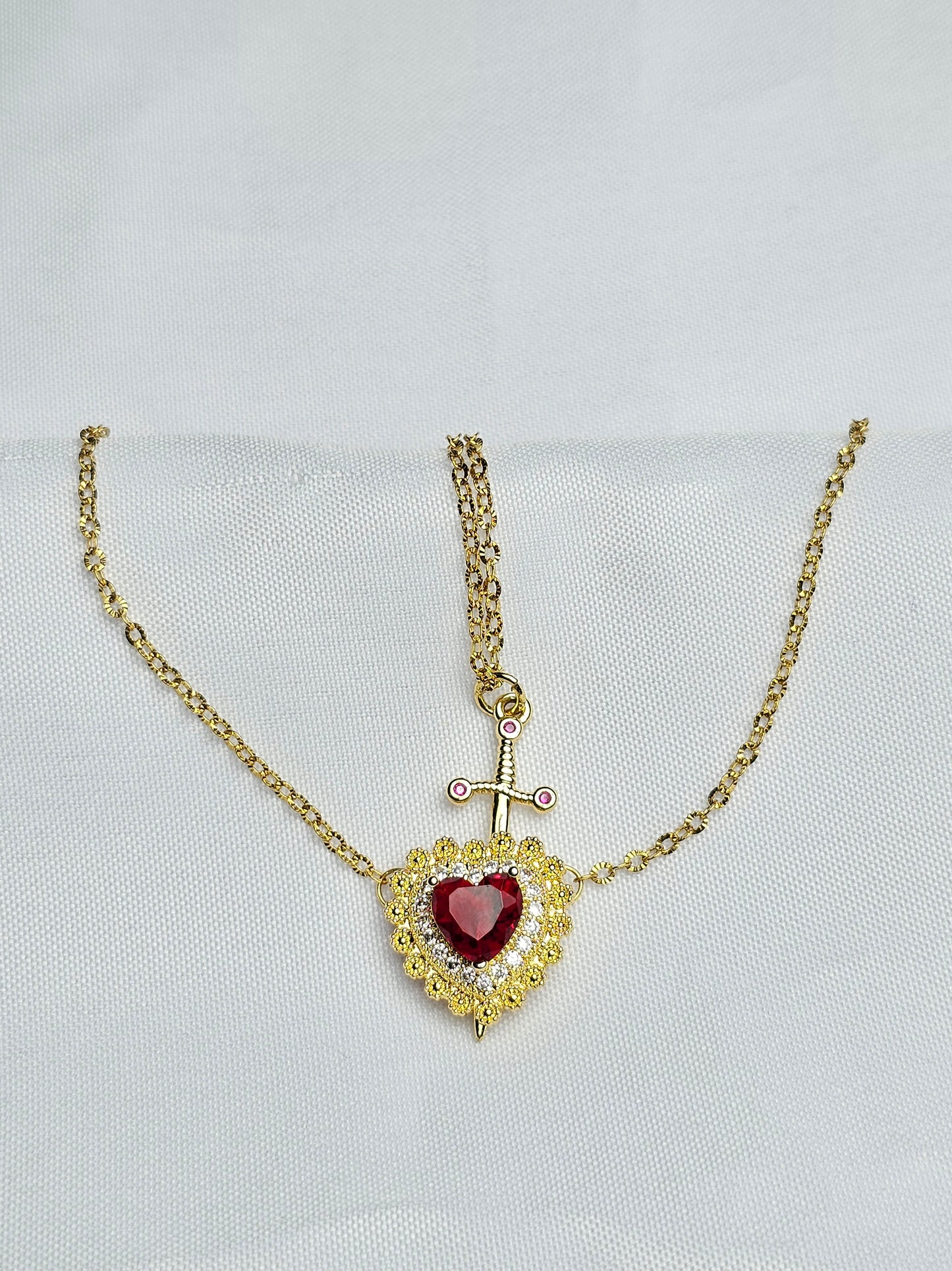 CORAZÓN Y ESPADA