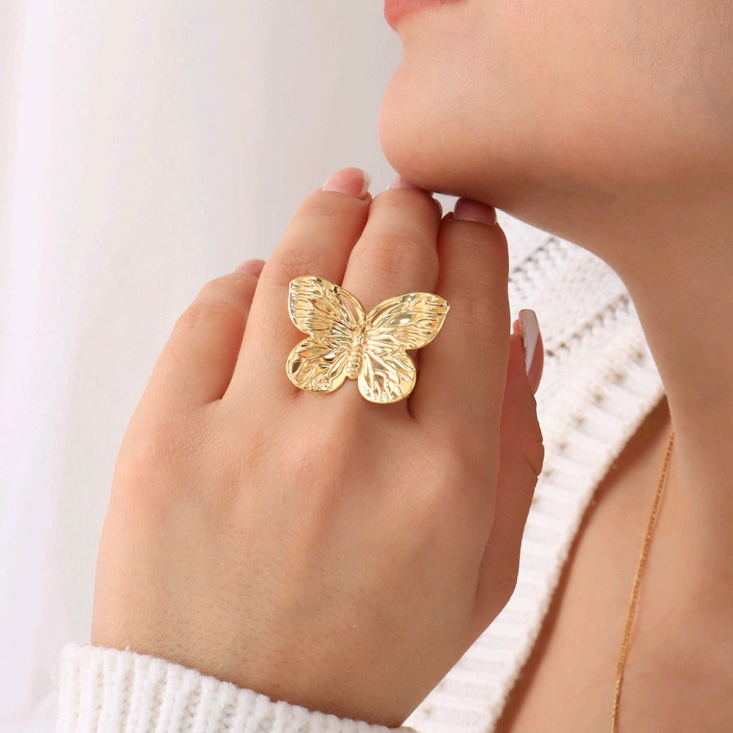 ANILLO MARIPOSA DORADA (AN016)